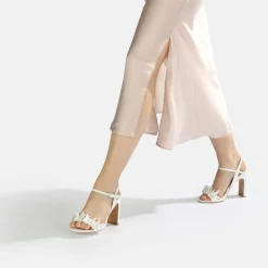BUFFALO Bridal Shoes^Carla Butterfly Sandal White
