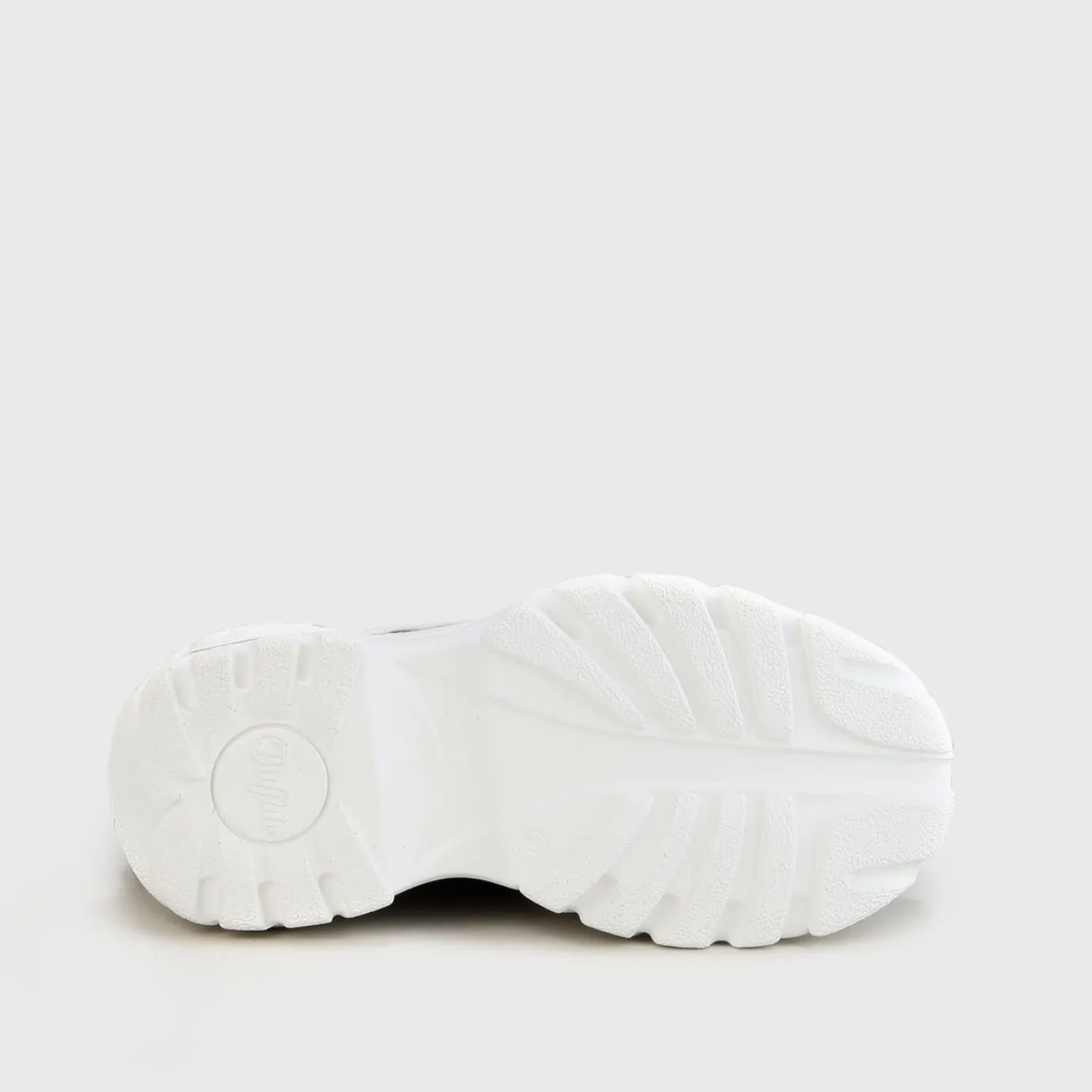 BUFFALO Classics^Classic Sneaker Low Patent Leather White